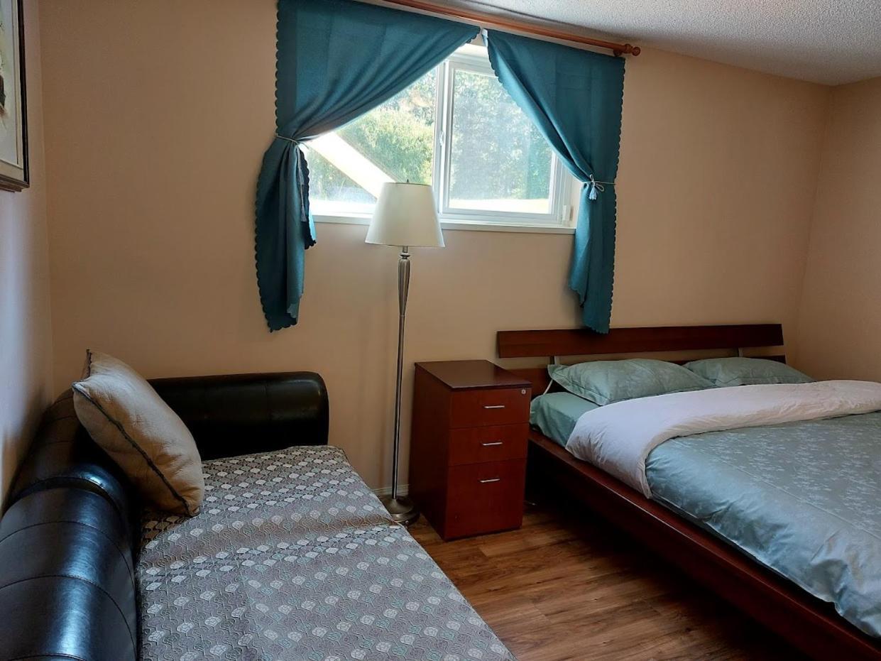 Village Guest house Rocky Ridge